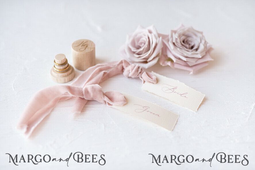 PLACE CARDS / TABLE CARDS Romantic Boho/ Botanical/ Floral Romantic Ivory Wedding Place Cards with Blush Pink Velvet Ribbon, Elegant Cards with Blush Pink Custom Wording, Minimalistic Name Tags, Decle-Edged Wedding Tags