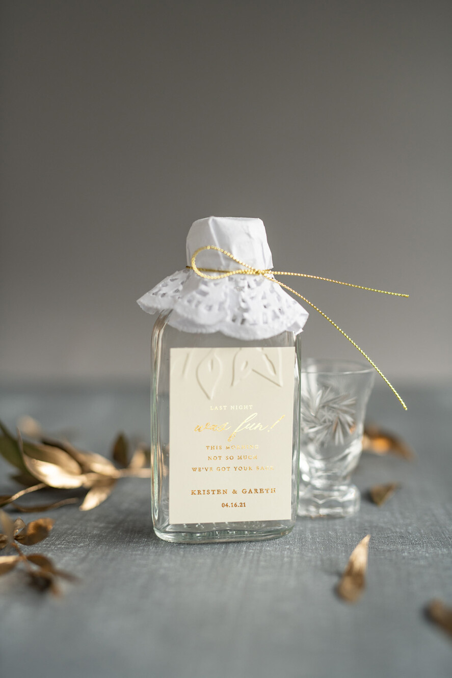 WEDDING FAVORS wedding hangover kits Wedding Favor gifts bottles for hangover kit elegant gold