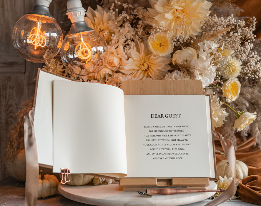 HOCHZEITS-GÄSTEBÜCHER Instax Sofortbildbuch Herbst beige Gold Acryl Hochzeitsgästebuch personalisiert und Acrylschild-Set, Tan Taupe Samt Sofortbildbuch Boho Elegant Instax Hochzeitsfotogästebuch, Erdtönige Acryl Instax Gästebuchschild, Neutraler Samt Fotobuch.