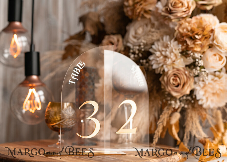 TABLE DECOR SIGNS Acrylic table decor Numbers Acrylic Arch Ombre Beige Table Numbers, Clear Acrylic and gold table numbers, Nude Taupe Gold Plexi Table Numbers, Tan Luxury Wedding Table Decor, Earthy Wedding Sign