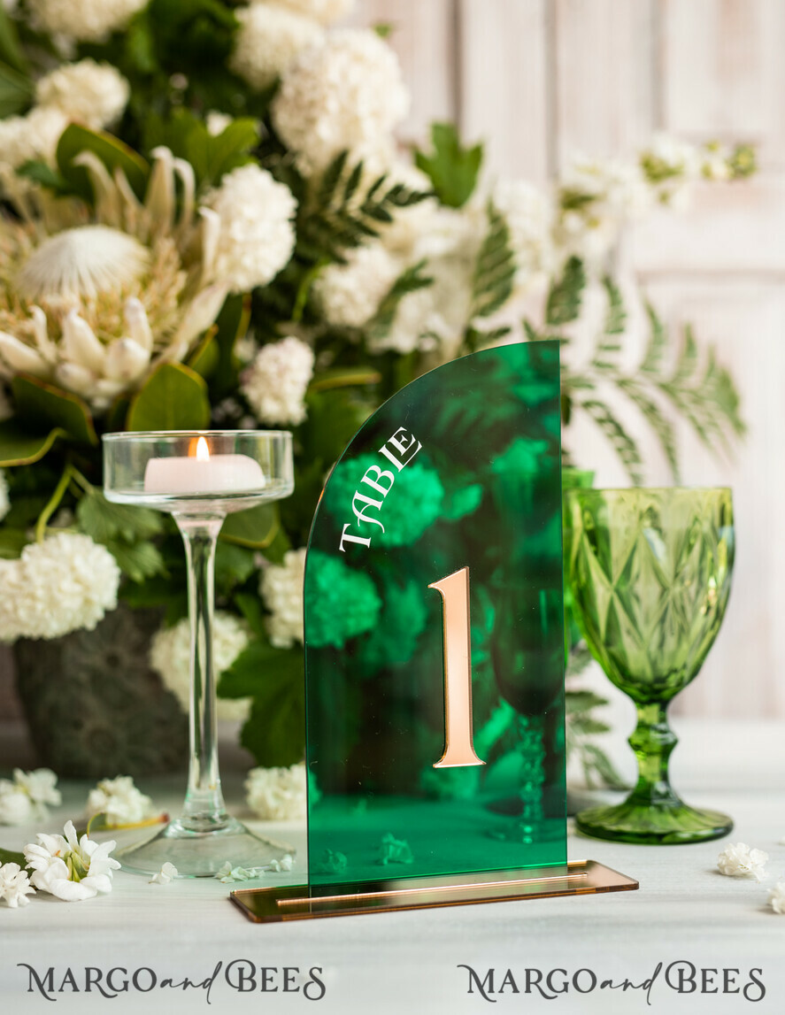 TABLE DECOR SIGNS Acrylic table decor Numbers Acrylic Half Arch Green Table Numbers, Green Acrylic and gold table numbers, Emerald Green Gold Plexi Table Numbers,  Luxury Wedding Table Decor, Wedding Sign