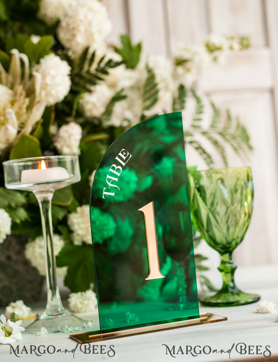 TABLE DECOR SIGNS Acrylic table decor Numbers Acrylic Half Arch Green Table Numbers, Green Acrylic and gold table numbers, Emerald Green Gold Plexi Table Numbers,  Luxury Wedding Table Decor, Wedding Sign
