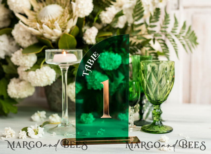 TABLE DECOR SIGNS Acrylic table decor Numbers Acrylic Half Arch Green Table Numbers, Green Acrylic and gold table numbers, Emerald Green Gold Plexi Table Numbers,  Luxury Wedding Table Decor, Wedding Sign