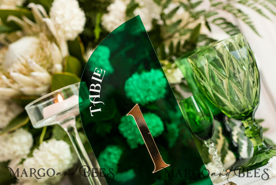 TABLE DECOR SIGNS Acrylic table decor Numbers Acrylic Half Arch Green Table Numbers, Green Acrylic and gold table numbers, Emerald Green Gold Plexi Table Numbers,  Luxury Wedding Table Decor, Wedding Sign