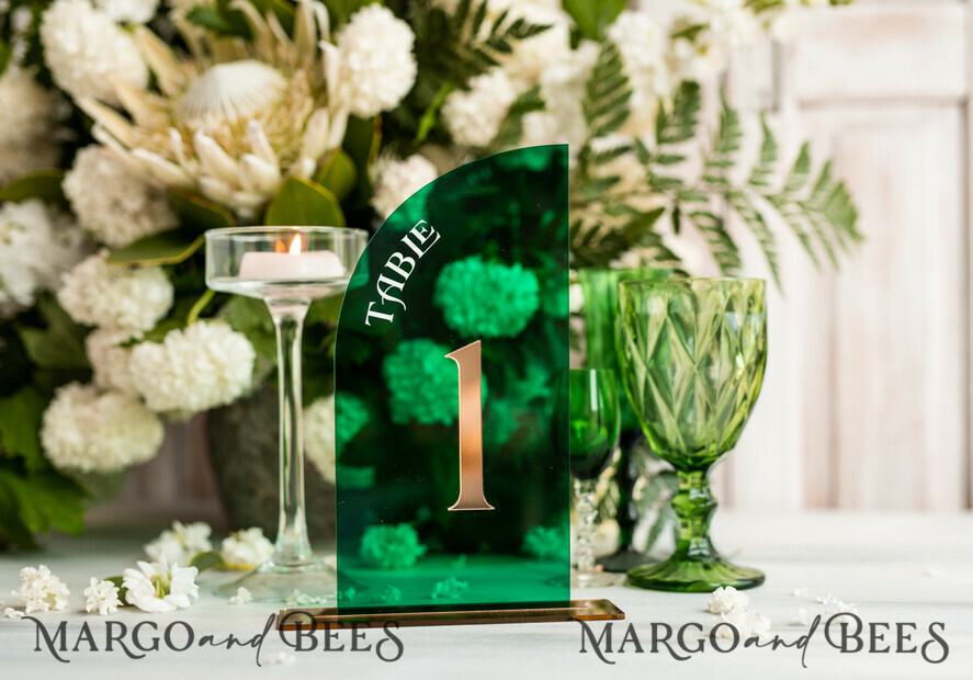 TABLE DECOR SIGNS Acrylic table decor Numbers Acrylic Half Arch Green Table Numbers, Green Acrylic and gold table numbers, Emerald Green Gold Plexi Table Numbers,  Luxury Wedding Table Decor, Wedding Sign