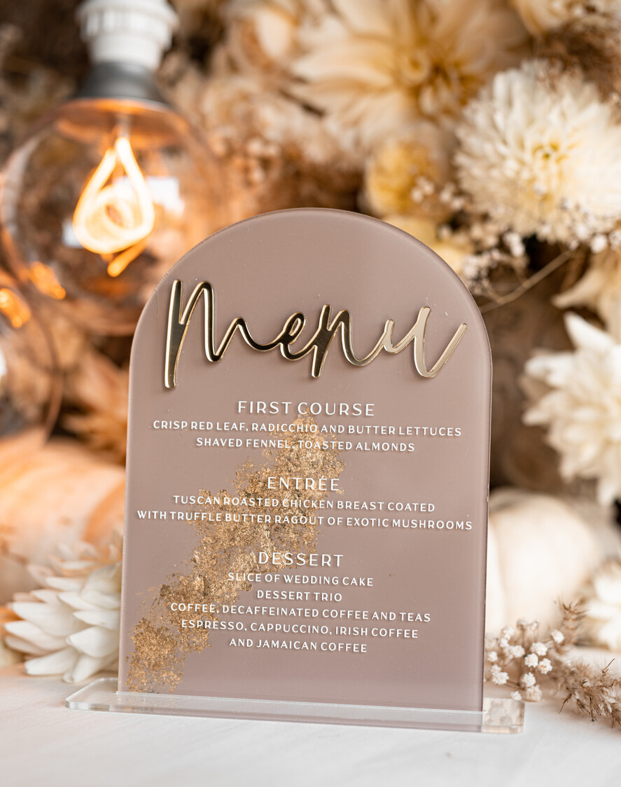 TISCHDEKORATIONSCHILDER   Acryl Tischdekoration Zahlen Acrylbogen Cappuccino Tischmenü, klare Acryl- und Goldschilder, Nude-Gold Plexi Tischnummern, tanfarbene Luxus-Hochzeitstischdekoration, erdige Hochzeitsbeschilderung goldene Spiegel Tischnummern
