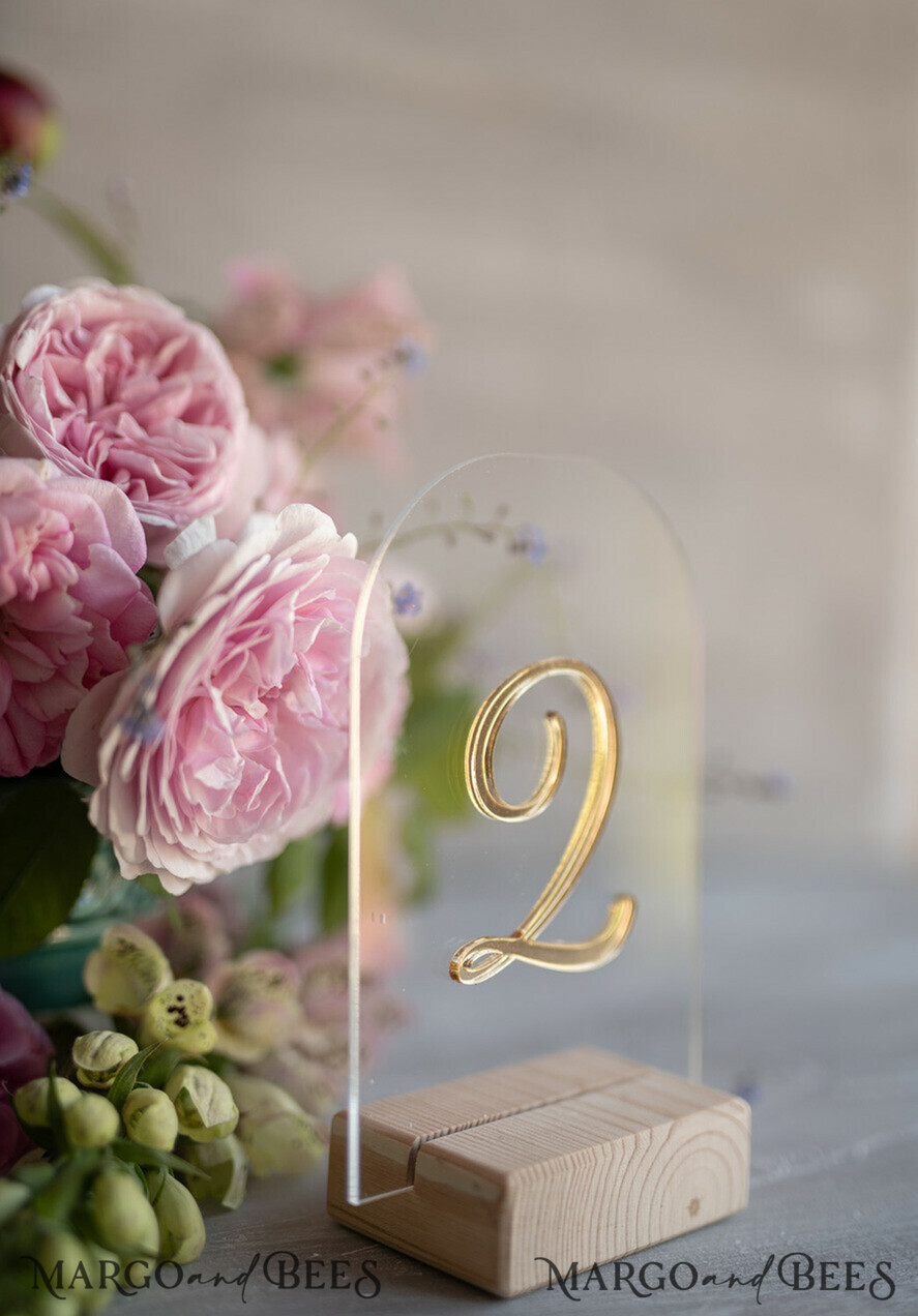 TABLE DECOR SIGNS Acrylic table decor Numbers Acrylic Arch Table Numbers, Clear Acrylic and gold Sign, Transparent Plexi Table Numbers, Luxury Wedding Table Decor, Wedding Signage Gold mirror table numbers 