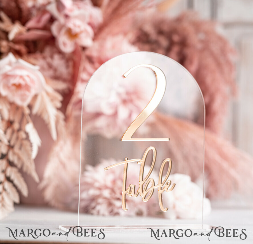 TABLE DECOR SIGNS Acrylic table decor Numbers Acrylic Arch Table Numbers, Clear Acrylic And Gold Sign, Gold Plexi Table Numbers, Luxury Wedding Table Decor, Wedding Signage Golden Mirror Table Numbers
