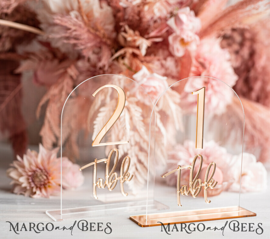 TABLE DECOR SIGNS Acrylic table decor Numbers Acrylic Arch Table Numbers, Clear Acrylic And Gold Sign, Gold Plexi Table Numbers, Luxury Wedding Table Decor, Wedding Signage Golden Mirror Table Numbers