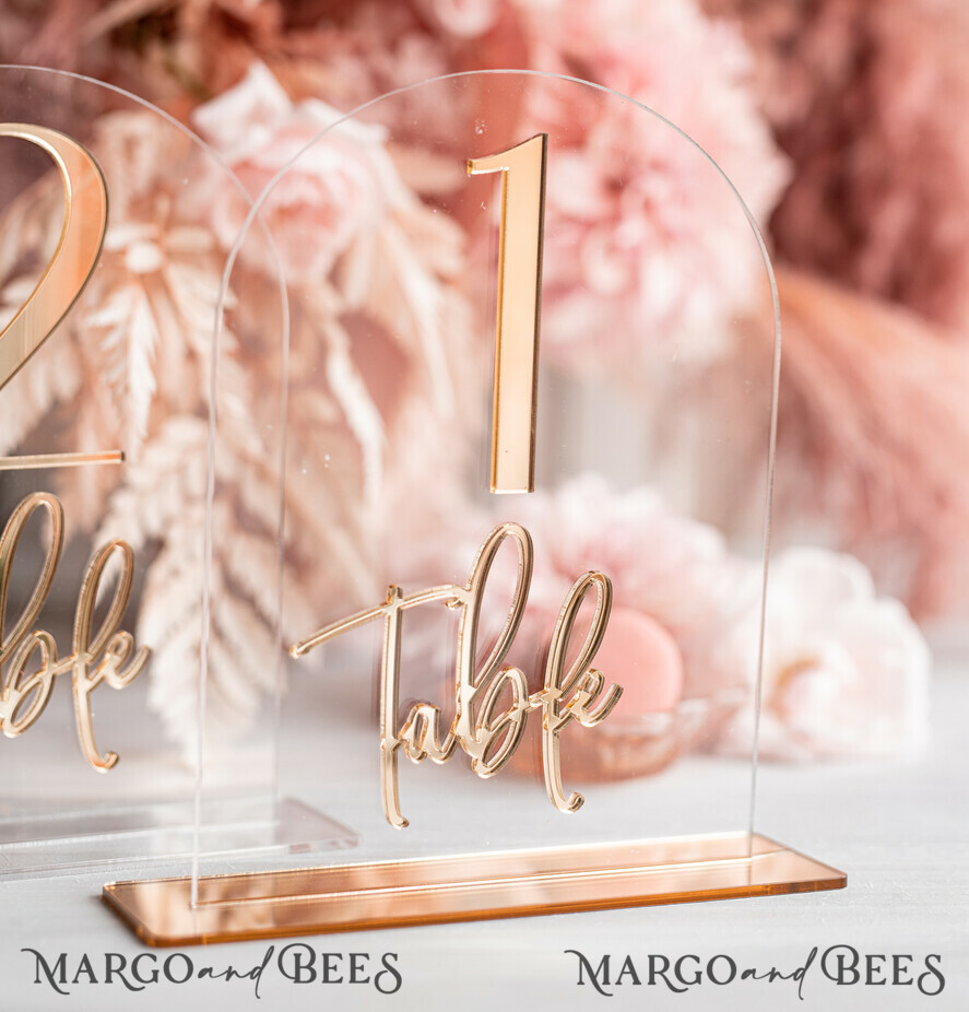 TABLE DECOR SIGNS Acrylic table decor Numbers Acrylic Arch Table Numbers, Clear Acrylic And Gold Sign, Gold Plexi Table Numbers, Luxury Wedding Table Decor, Wedding Signage Golden Mirror Table Numbers