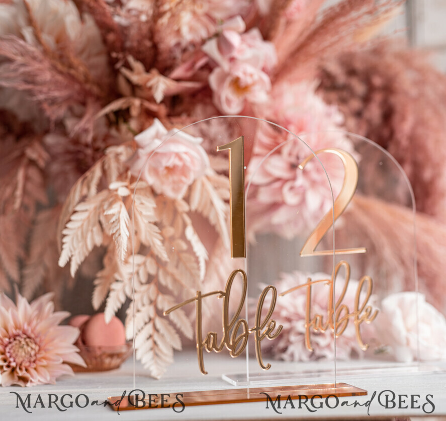 TABLE DECOR SIGNS Acrylic table decor Numbers Acrylic Arch Table Numbers, Clear Acrylic And Gold Sign, Gold Plexi Table Numbers, Luxury Wedding Table Decor, Wedding Signage Golden Mirror Table Numbers