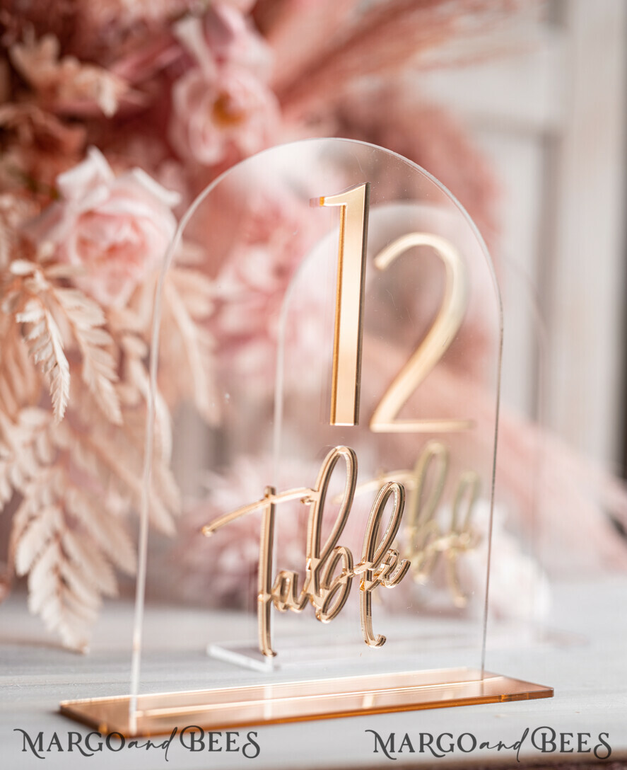 TABLE DECOR SIGNS Acrylic table decor Numbers Acrylic Arch Table Numbers, Clear Acrylic And Gold Sign, Gold Plexi Table Numbers, Luxury Wedding Table Decor, Wedding Signage Golden Mirror Table Numbers