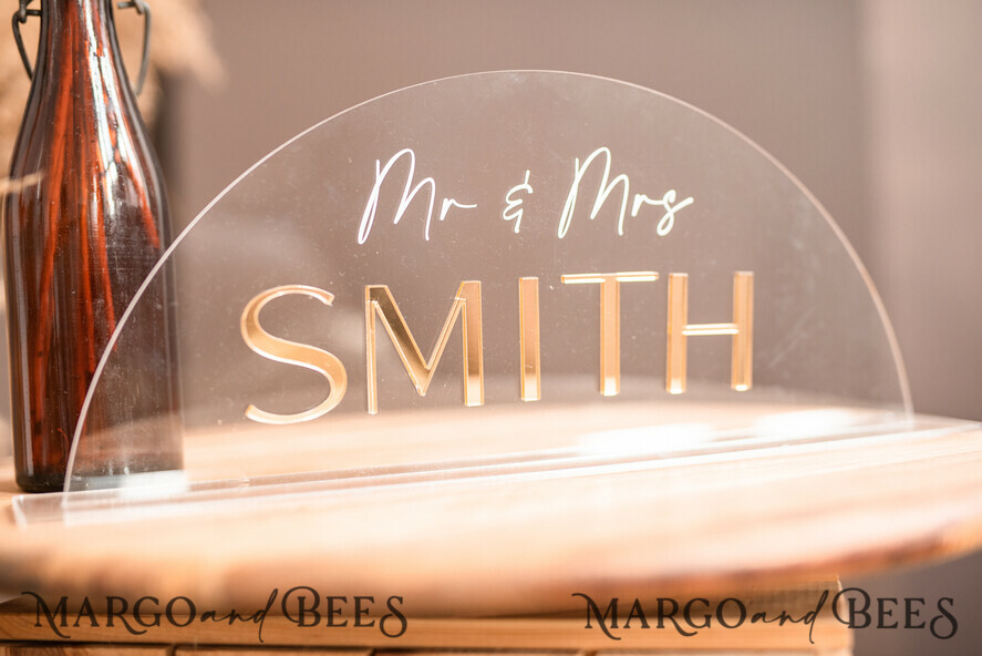 TABLE DECOR SIGNS Acrylic table decor Numbers Acrylic Arch Cards And Gifts Sign, Clear Acrylic And Gold Sign, Gold Plexi Guestbook Sign, Luxury Wedding Table Decor, Wedding Signage Golden Mirror Cards Sign