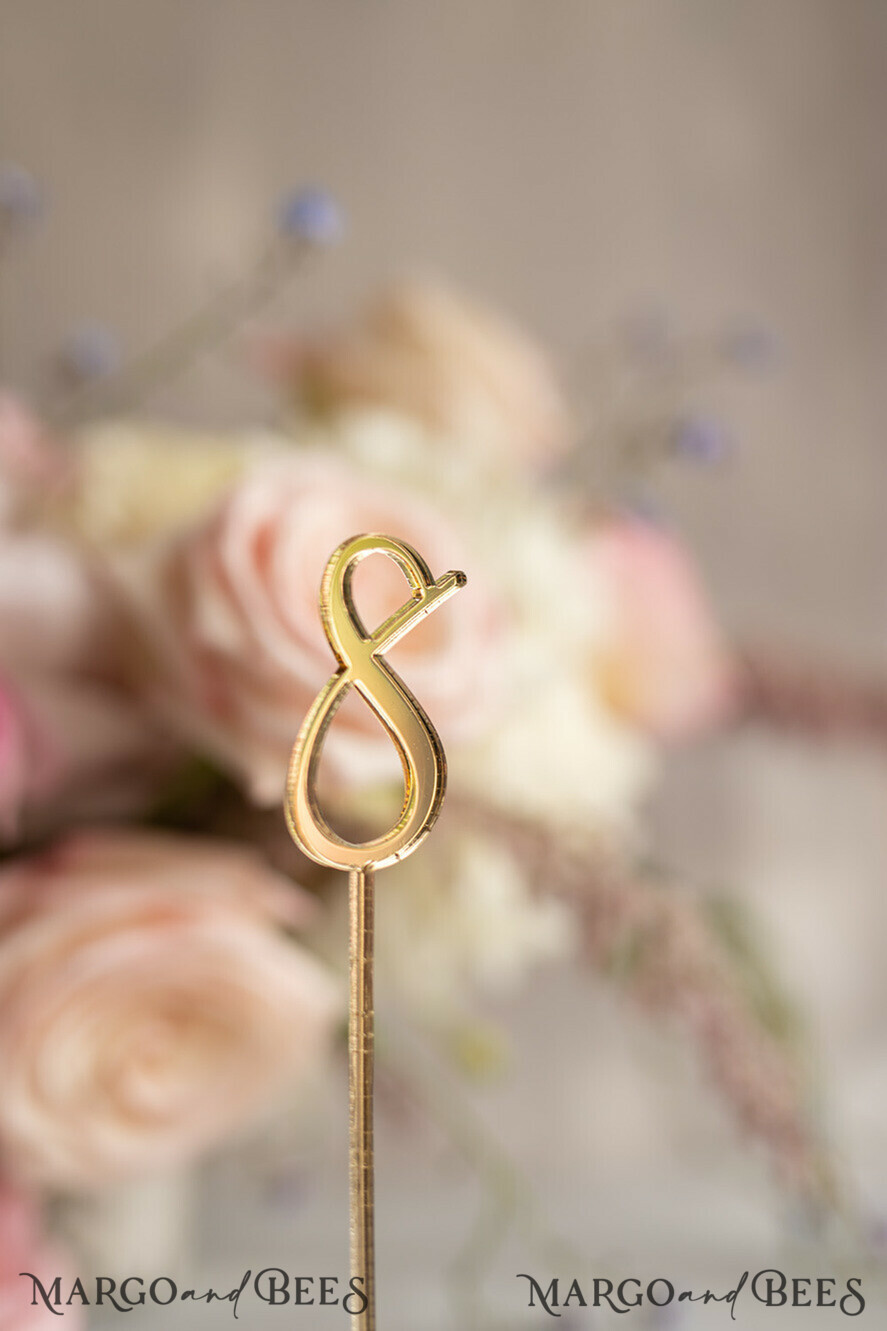 TABLE DECOR SIGNS Acrylic table decor Numbers Acrylic Table Numbers, Golden Mirror Acrylic and gold Sign, Gold Plexi Table Numbers, Luxury Wedding Table Decor, Wedding Signage 3D Golden mirror table number 