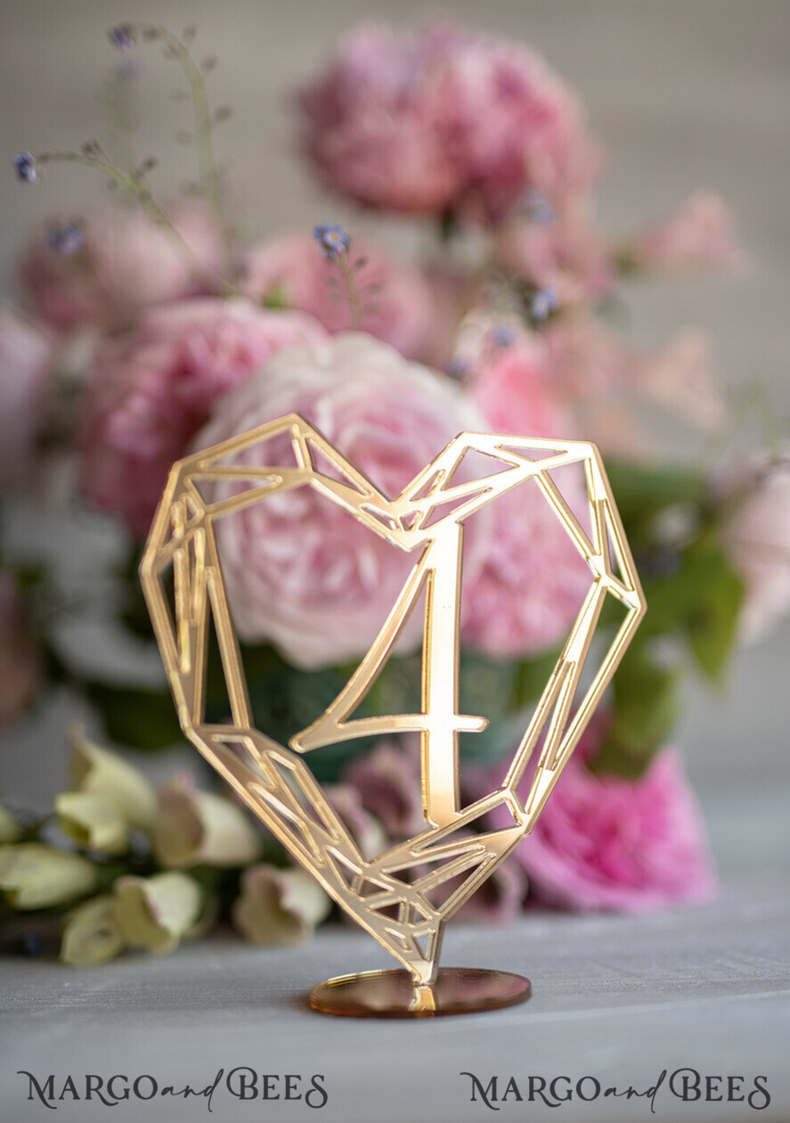 TABLE DECOR SIGNS Acrylic table decor Numbers Geometric heart Gold Acrylic Table Numbers, Golden Acrylic and gold Sign, Gold Plexi Table Numbers, Luxury Wedding Table Decor, Wedding Signage Golden mirror table numbers 