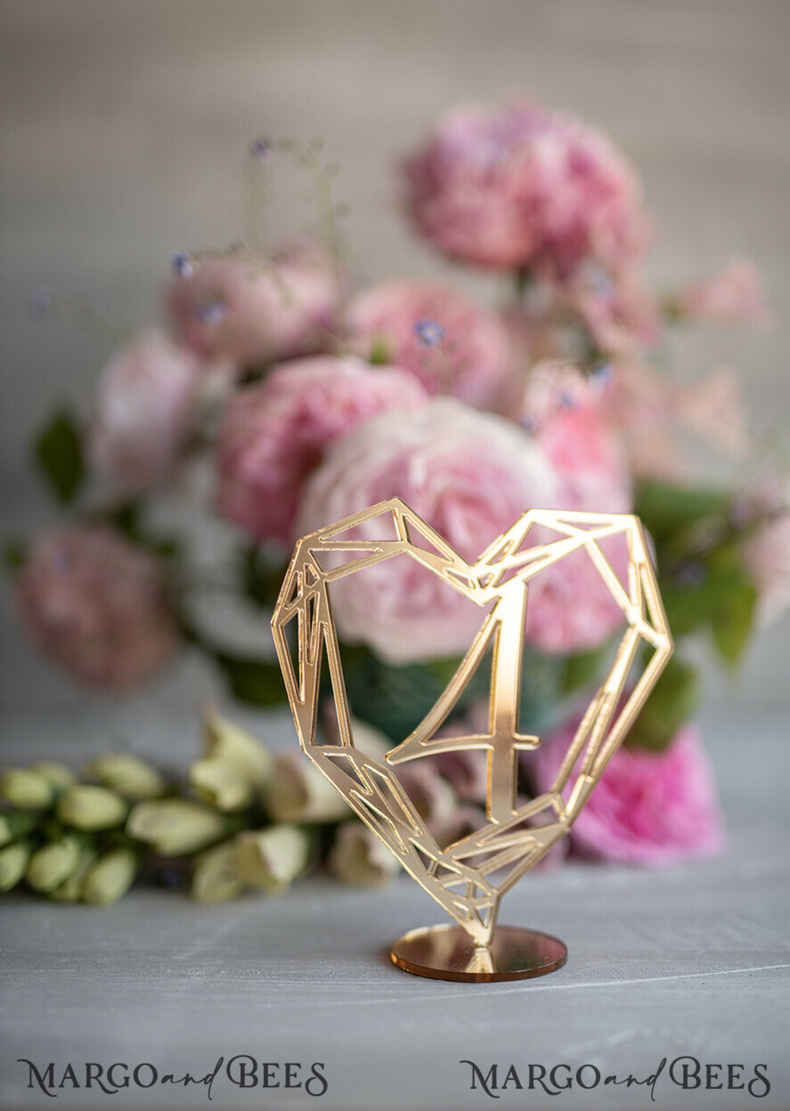 TABLE DECOR SIGNS Acrylic table decor Numbers Geometric heart Gold Acrylic Table Numbers, Golden Acrylic and gold Sign, Gold Plexi Table Numbers, Luxury Wedding Table Decor, Wedding Signage Golden mirror table numbers 