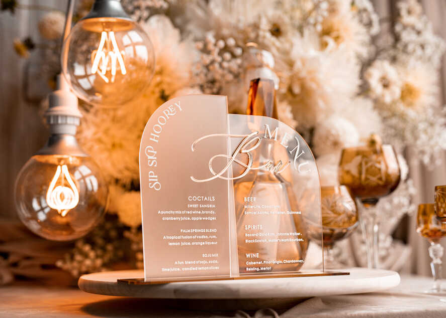 TABLE DECOR SIGNS Acrylic table decor Numbers Acrylic Arch Bar Menu, Clear Frozen Acrylic Sign, 3D Gold Plexi Menu Sign, Luxury Wedding Table Decor, Wedding Signage frosted & Gold mirror sign, Editable text