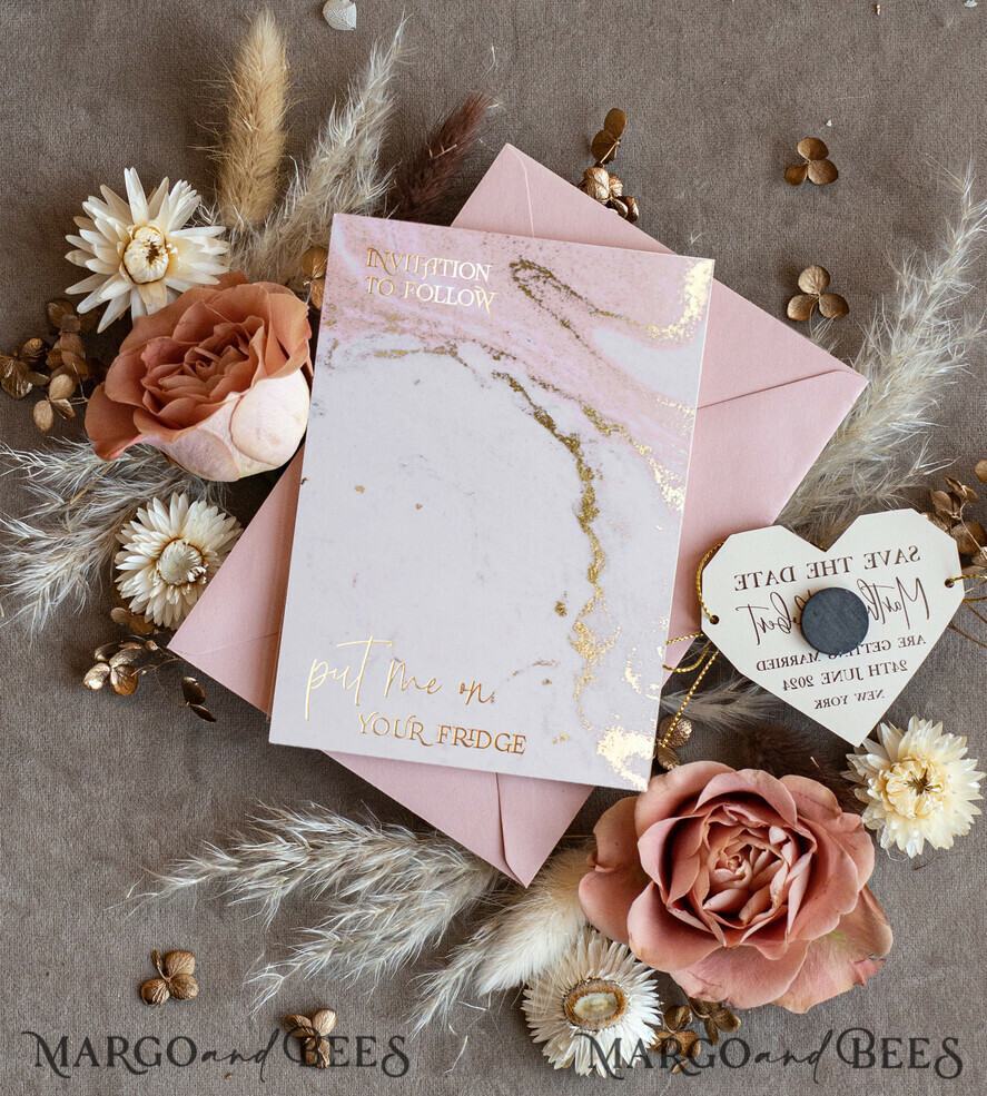 DATEN MERKEN Acrylgoldmagnete Personalisierte Blush Pink Save the Date Acryl Geometrisches Herz Magnet und Karte, Gold Blush Pink Herz Hochzeit Save The Dates Acrylmagnete, Save The Date Karten mit Herzmagnet.
