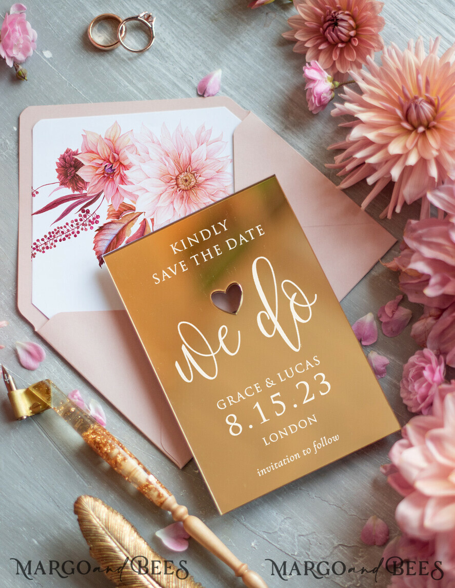 DATEN MERKEN Acrylgoldmagnete Luxus-Hochzeit Save the Date, Save the Date personalisierter goldener Spiegel, Plexiglas gold, rosa Umschlag