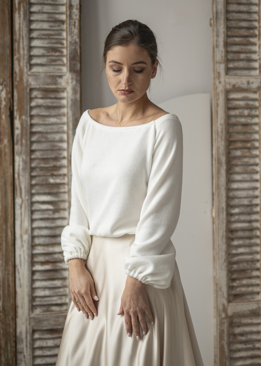 BRIDE bolero, robes, garter WEDDING BOLERO & SHRUGS Wedding Bolero Long Sleeve, Wedding Puff Sleeve Shrug, Bridal wedding Coverup,  Wedding Dress Topper, Bridal Capelet