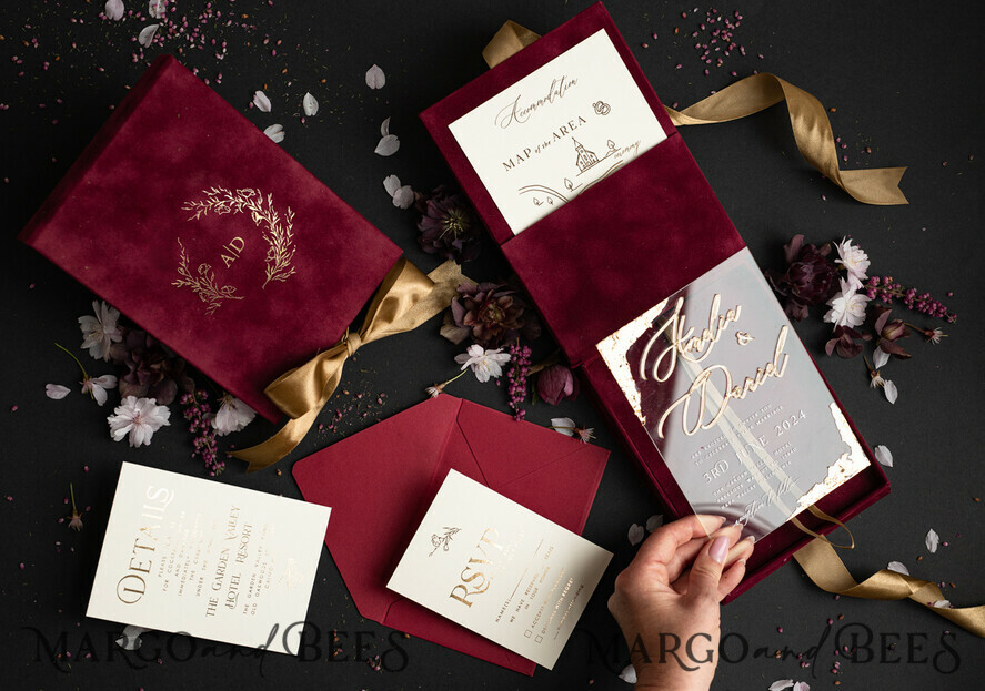 HOCHZEITS EINLADUNGEN Einladungen für VIP/ Boxeinladungen für Eltern Blush Pink Boxed Hochzeitseinladungset, 3D Gold Plexi Hochzeitseinladung Suite Luxusbox, elegante Boho Samt-Hochzeitskarten, maßgeschneiderte goldene Einladungen