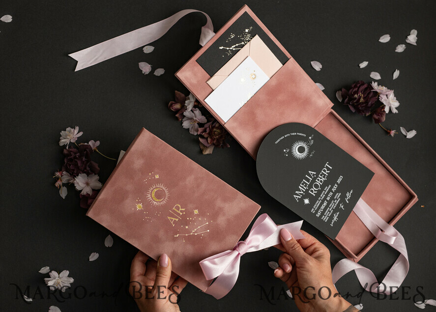 HOCHZEITS EINLADUNGEN Einladungen für VIP/ Boxeinladungen für Eltern Arch Acryl Hochzeitskarten in Samtbox, Schwarze Plexi Glamour Hochzeitskarten Suite Luxusbox, Mond Sterne Elegante Samthochzeitskarten