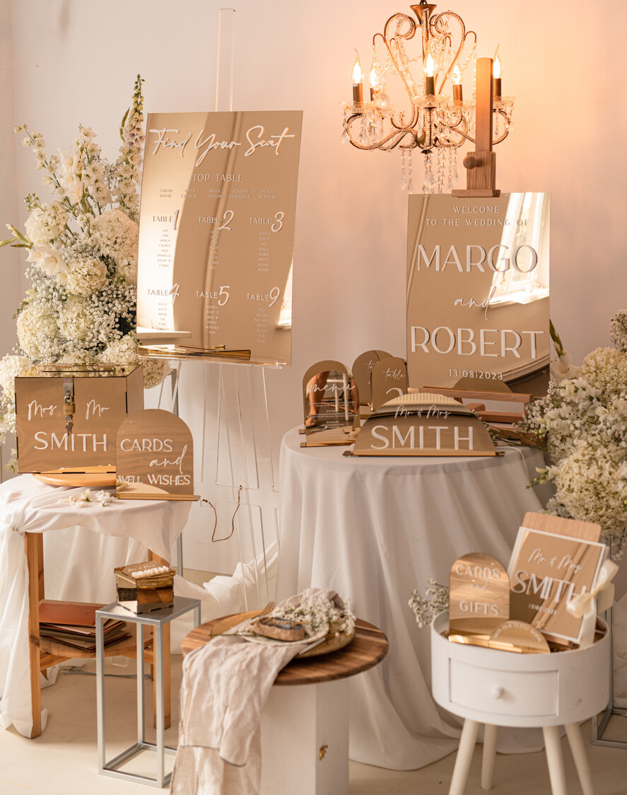 TABLE PLANS AND WEDDING WELCOME SIGNS plexi gold / velvet Luxury golden mirror Wedding Welcome Sign, Golden Wedding Decor, Personalised Wedding Sign, Wedding Gift, Welcome Wedding Board BpPXSet
