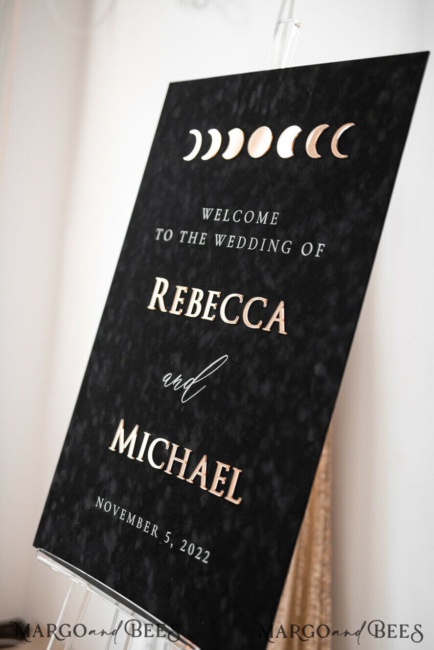 TABLE PLANS AND WEDDING WELCOME SIGNS plexi gold / velvet Luxury Velvet black Wedding Welcome Sign, Golden Wedding Decor, Personalised Wedding Sign, Wedding Gift, Welcome Wedding Board 