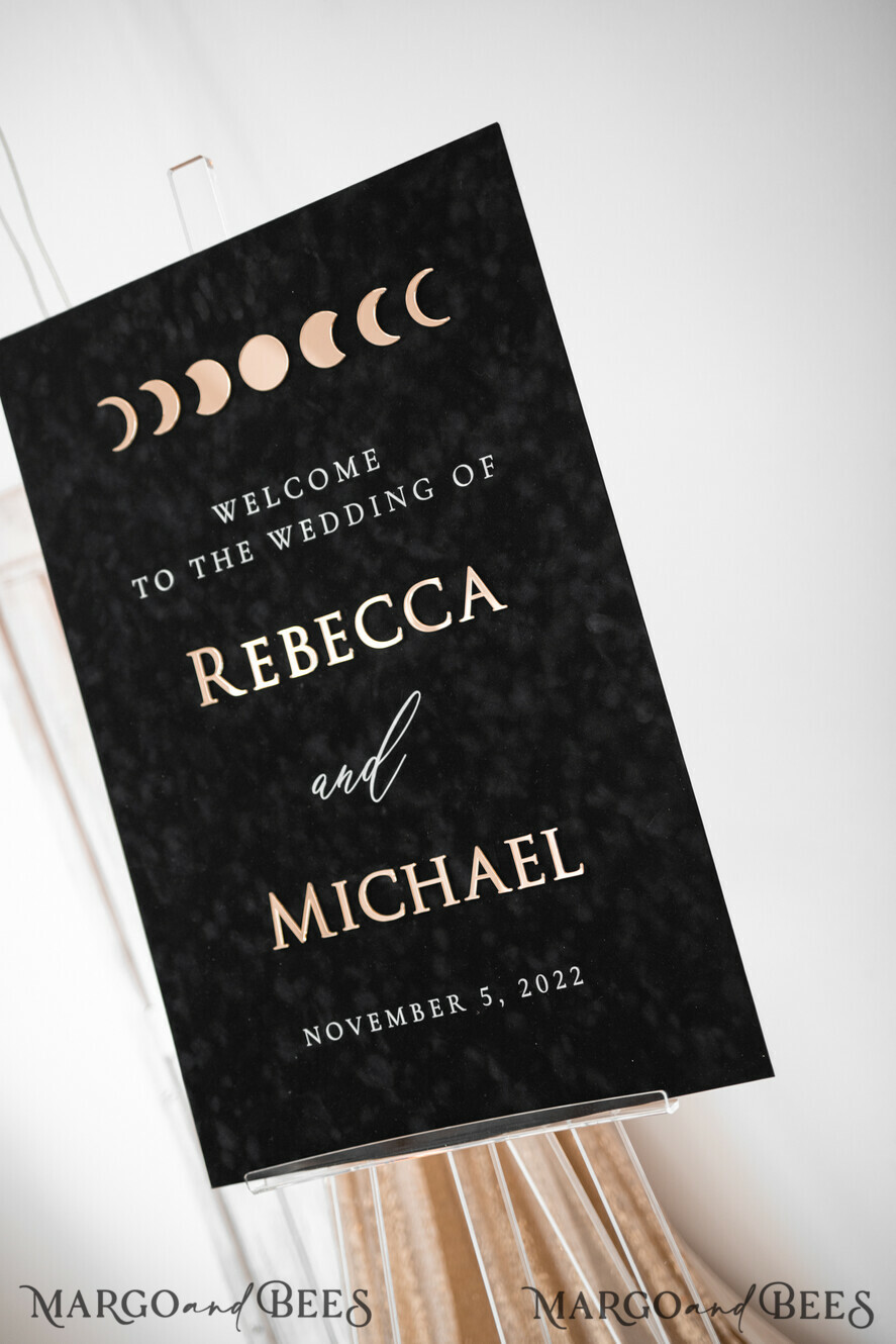 TABLE PLANS AND WEDDING WELCOME SIGNS plexi gold / velvet Luxury Velvet black Wedding Welcome Sign, Golden Wedding Decor, Personalised Wedding Sign, Wedding Gift, Welcome Wedding Board 