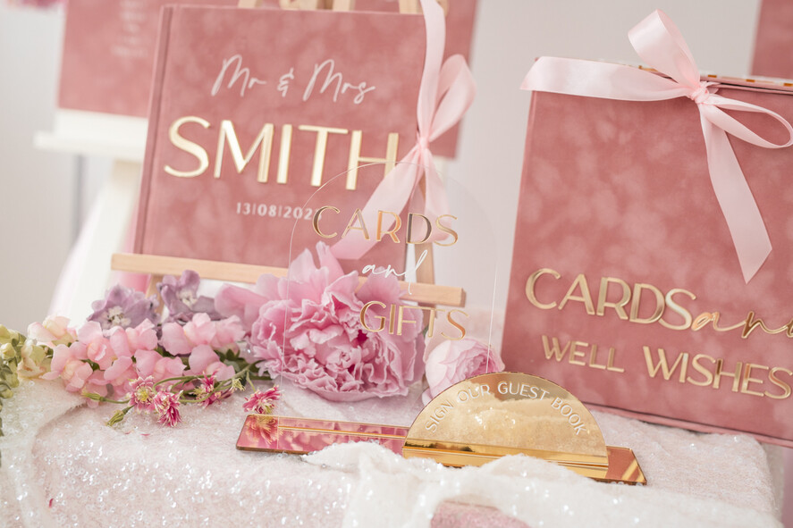 TABLE PLANS AND WEDDING WELCOME SIGNS plexi gold / velvet Luxury Velvet blush pink Wedding Welcome Sign, Golden Wedding Decor, Personalised Wedding Sign, Wedding Gift, Welcome Wedding Board BpPXSet