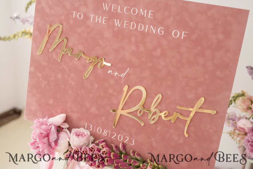 TABLE PLANS AND WEDDING WELCOME SIGNS plexi gold / velvet Luxury Velvet blush pink Wedding Welcome Sign, Golden Wedding Decor, Personalised Wedding Sign, Wedding Gift, Welcome Wedding Board BpPXSet