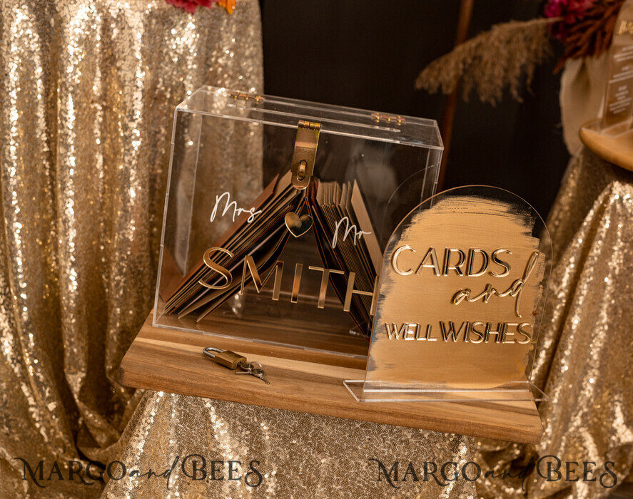 TABLE PLANS AND WEDDING WELCOME SIGNS plexi gold / velvet Luxury Clear and Gold Wedding Welcome Sign, Golden Wedding Decor, Personalised Wedding Sign, Wedding Board, Welcome Wedding Board 