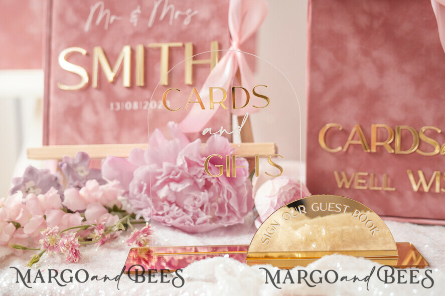 TABLE PLANS AND WEDDING WELCOME SIGNS plexi gold / velvet blush pink velvet and Gold Modern velvet Seating Chart, 3d Elegant Find Your Seat - Seating Plan , Luxury Wedding Table Plan, Wedding Decoration with golden letters - Golden Reception Signage - Custom Ceremony Sign