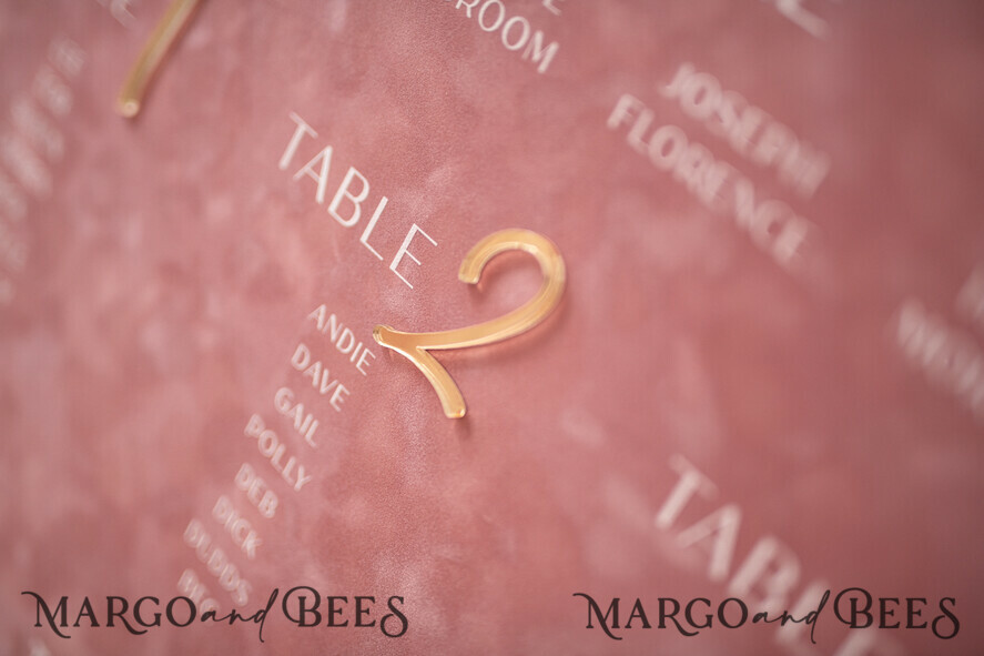 TABLE PLANS AND WEDDING WELCOME SIGNS plexi gold / velvet blush pink velvet and Gold Modern velvet Seating Chart, 3d Elegant Find Your Seat - Seating Plan , Luxury Wedding Table Plan, Wedding Decoration with golden letters - Golden Reception Signage - Custom Ceremony Sign