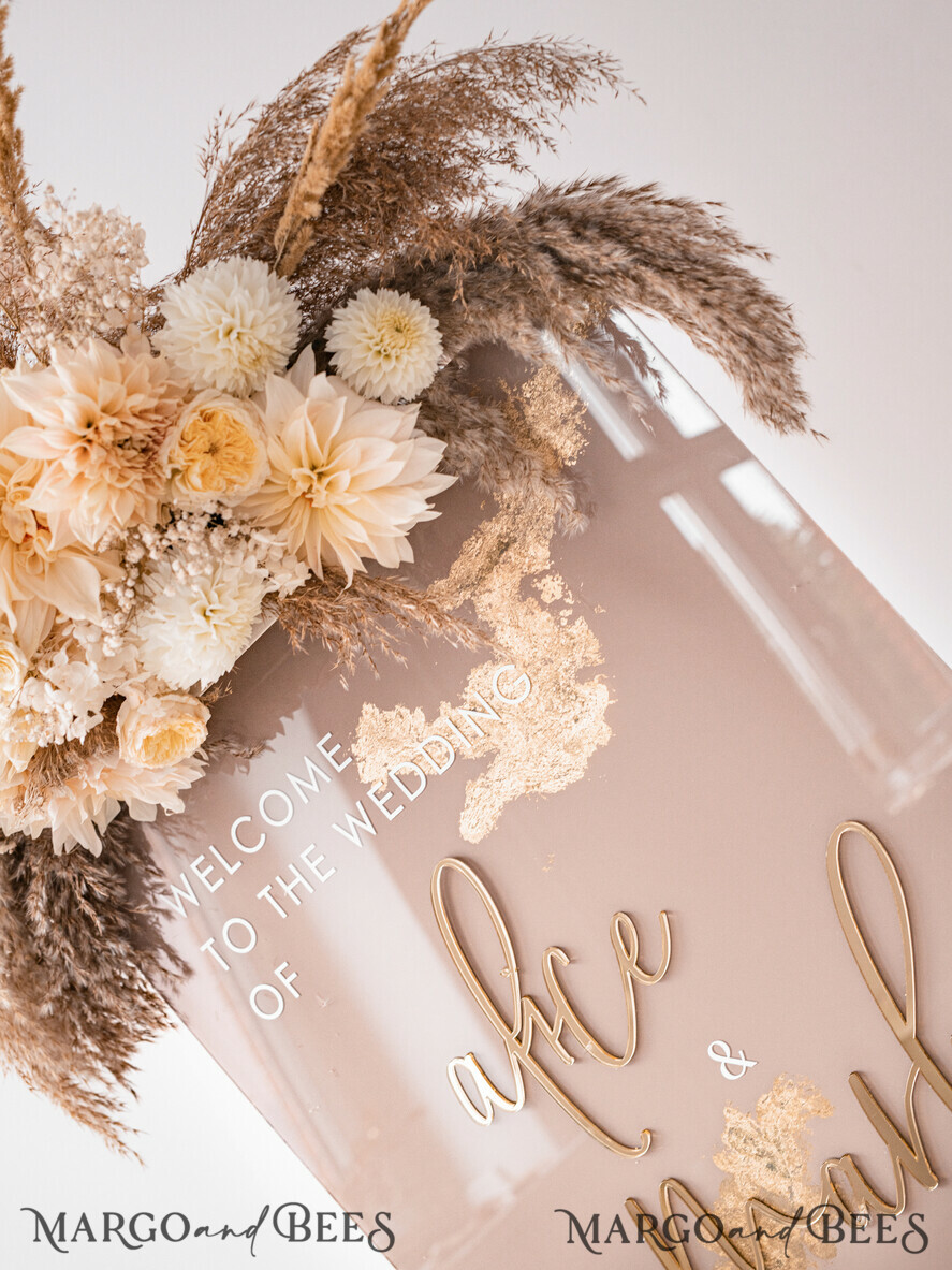 TABLE PLANS AND WEDDING WELCOME SIGNS plexi gold / velvet Acrylic Beige Wedding Welcome Sign Clear Acrylic and gold Wedding Welcome Sign, Nude Gold Plexi Wedding Welcome Sign, Tan Luxury Wedding Wedding Welcome Sign , Earthy Wedding Signage Golden mirror Wedding Welcome Sign