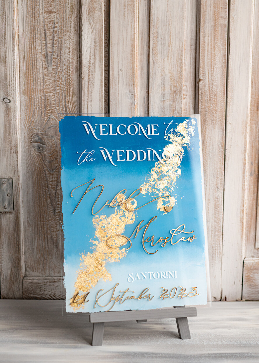 TABLE PLANS AND WEDDING WELCOME SIGNS plexi gold / velvet Acrylic Sky blue & Gold Wedding Welcome Sign, Painted Acrylic & gold Wedding Welcome Sign, Royal Blue Ombre Gold Plexi Wedding Welcome Sign,  Luxury Wedding Wedding Welcome Sign, Greece Beach Wedding Signage Golden mirror Wedding Welcome Sign