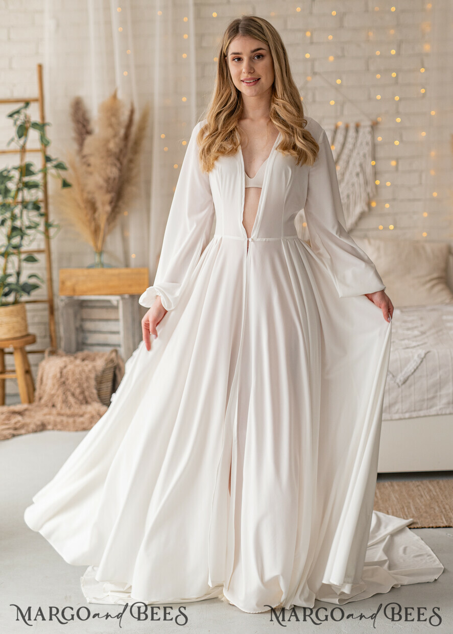 Long Bridal robe for wedding with Train Robe wide sleeves Silk Bride robe Long white robe silky boudoir robe Dressing gown Bridesmaid gift