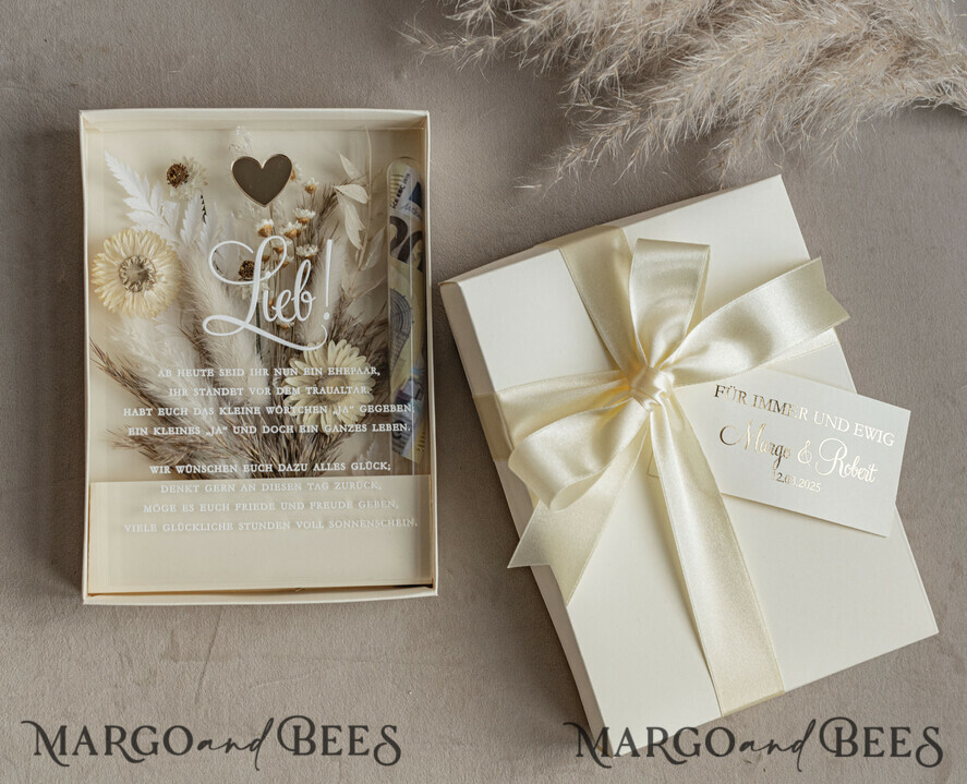 NEWLY WEDS COUPLE GIFTS Geldgeschenk zur Hochzeit  Geschenkschachtel für Geld Geldgeschenk zur Hochzeit mit Strauß aus Trockenblumen personalisiert