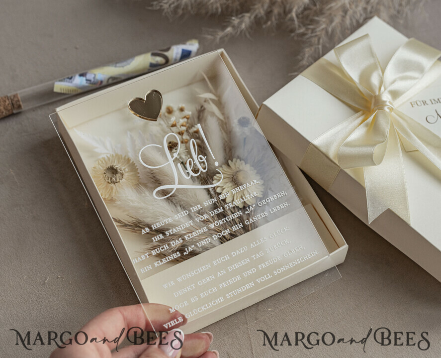 NEWLY WEDS COUPLE GIFTS Geldgeschenk zur Hochzeit  Geschenkschachtel für Geld Geldgeschenk zur Hochzeit mit Strauß aus Trockenblumen personalisiert