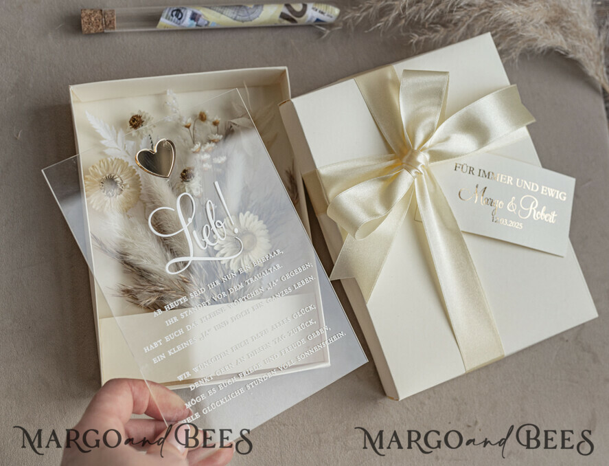 NEWLY WEDS COUPLE GIFTS Geldgeschenk zur Hochzeit  Geschenkschachtel für Geld Geldgeschenk zur Hochzeit mit Strauß aus Trockenblumen personalisiert
