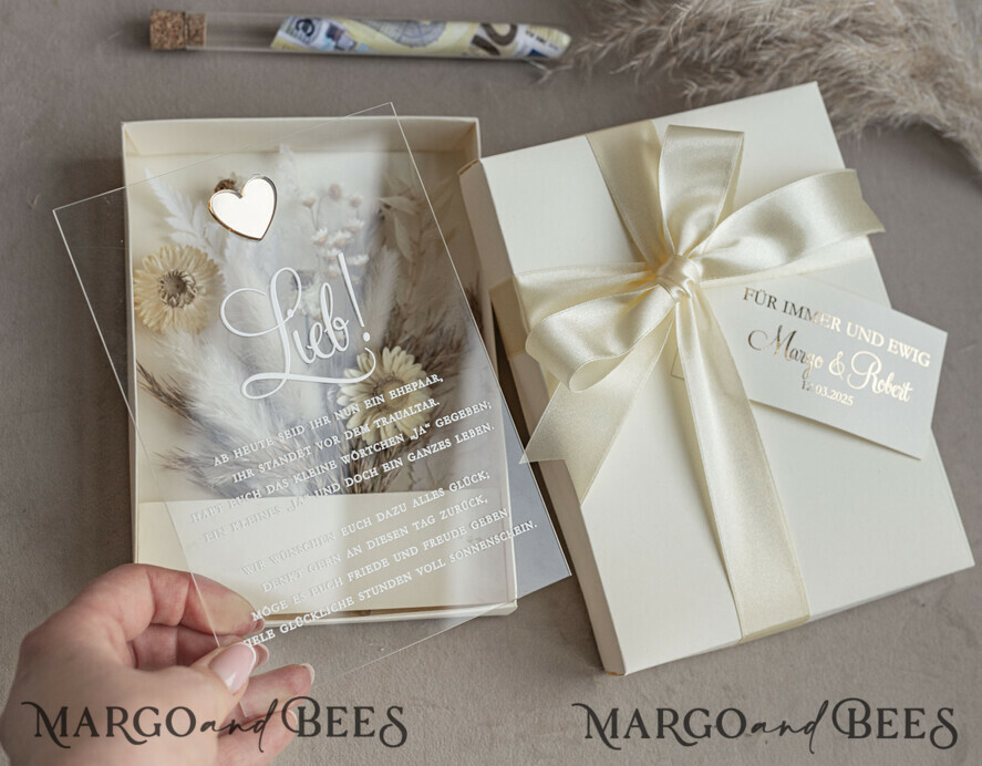 NEWLY WEDS COUPLE GIFTS Geldgeschenk zur Hochzeit  Geschenkschachtel für Geld Geldgeschenk zur Hochzeit mit Strauß aus Trockenblumen personalisiert