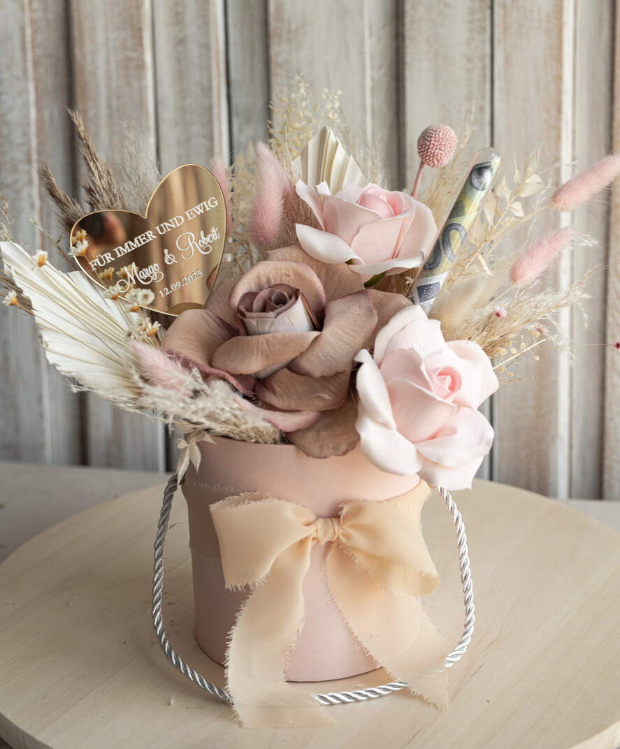 FRISCH VERHEIRATETES PAAR GESCHENKE Geldgeschenk zur Hochzeit Geschenkschachtel für Geld Geldgeschenk zur Hochzeit mit Strauß aus Trockenblumen personalisiert