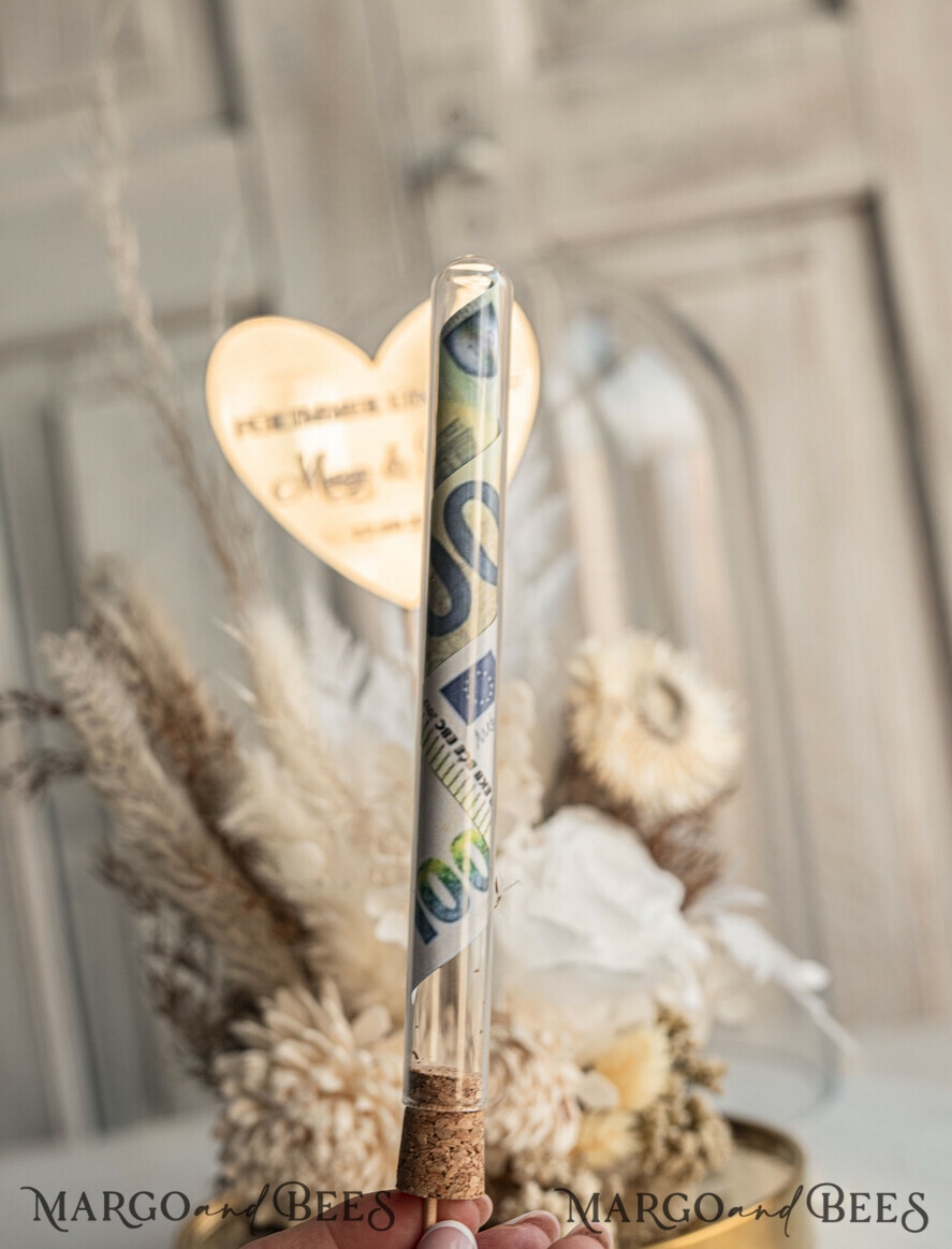 FRISCH VERHEIRATETES PAAR GESCHENKE Geldgeschenk zur Hochzeit Geschenkschachtel für Geld Geschenke zur Hochzeit mit Strauß aus Trockenblumen personalisiert.