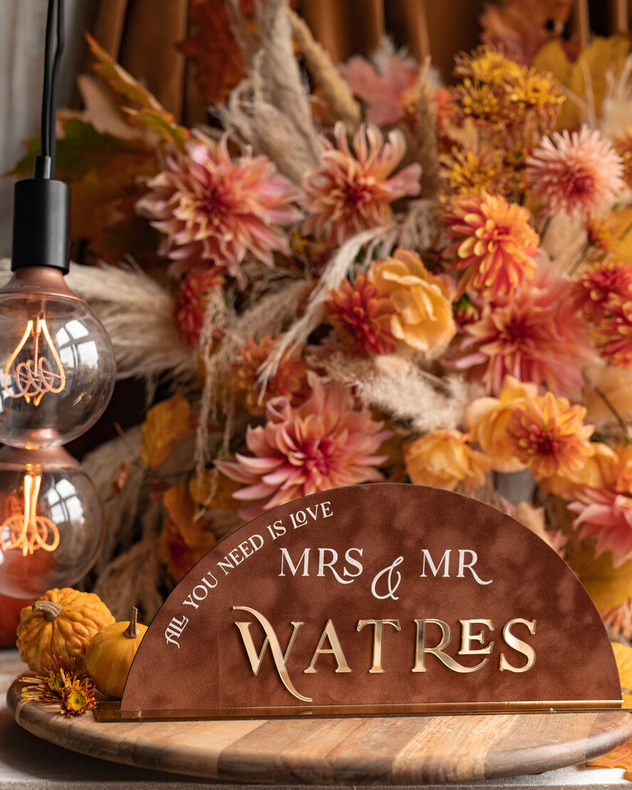 TISCHDEKORATIONSCHILDER   Samt Tischnummern und Dekoration Herbst Terracotta Hochzeits Tischschild, Acrylbogen Samt Tischschild, Kupfer Rost Goldenes Tischschild, Gold Plexiglas Tischschild, Elegante Luxus Hochzeits Tischdekoration, Boho Glam Hochzeitsbeschilderung Golden Spiegel Tischschild