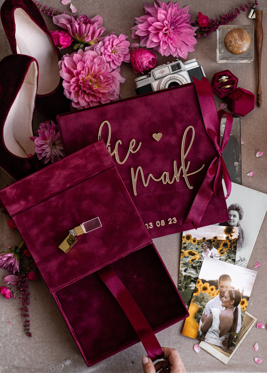 PHOTO ALBUM/ PHOTO BOX  Memory Bundle PhotoBox Gustbooks Vows Maroon Velvet Bundle Wedding Keepsake Set- Burgundy Velvet Guestbook & sign, Fall Masrala Golden Photobox for pictures