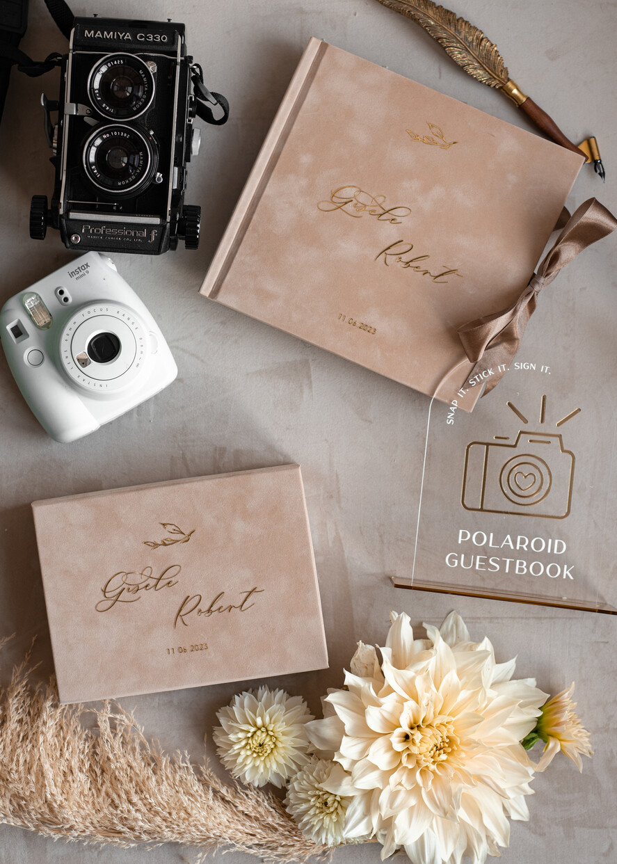 HOCHZEITS-GÄSTEBÜCHER Bundle Gustbooks & Vows Set Personalisierte Hochzeitsgäste Buch & maßgeschneiderte Hochzeitsgelübde Set von zwei - Bündel Gästebuch und Gelübde Bücher