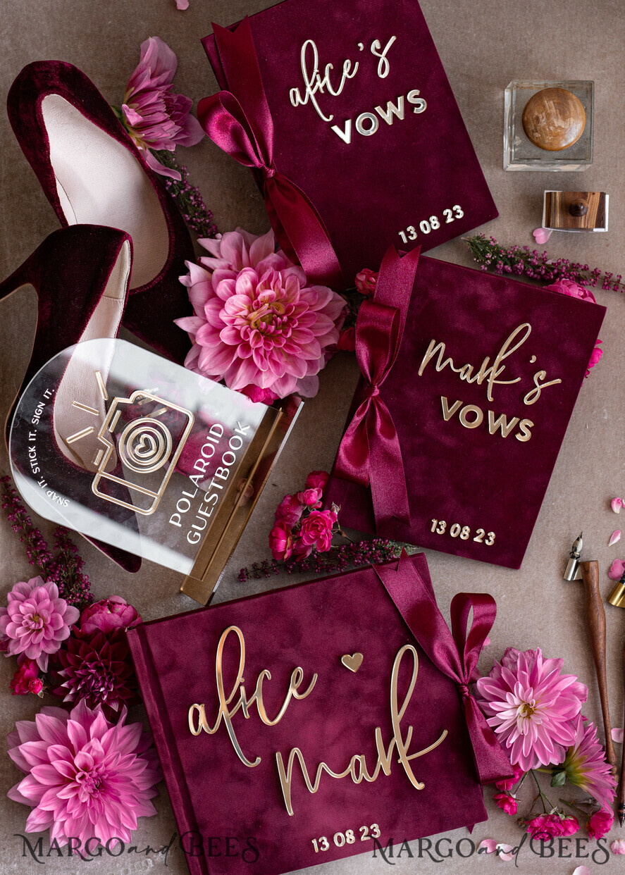 HOCHZEITS-GÄSTEBÜCHER Bundle Gustbooks & Vows Set Personalisierte Hochzeits-Maronne Gästebuch & maßgeschneiderte Hochzeitsburgunder Samt-Eheversprechen Set von zwei - Bundle Gold Gästebuch und Eheversprechen Bücher