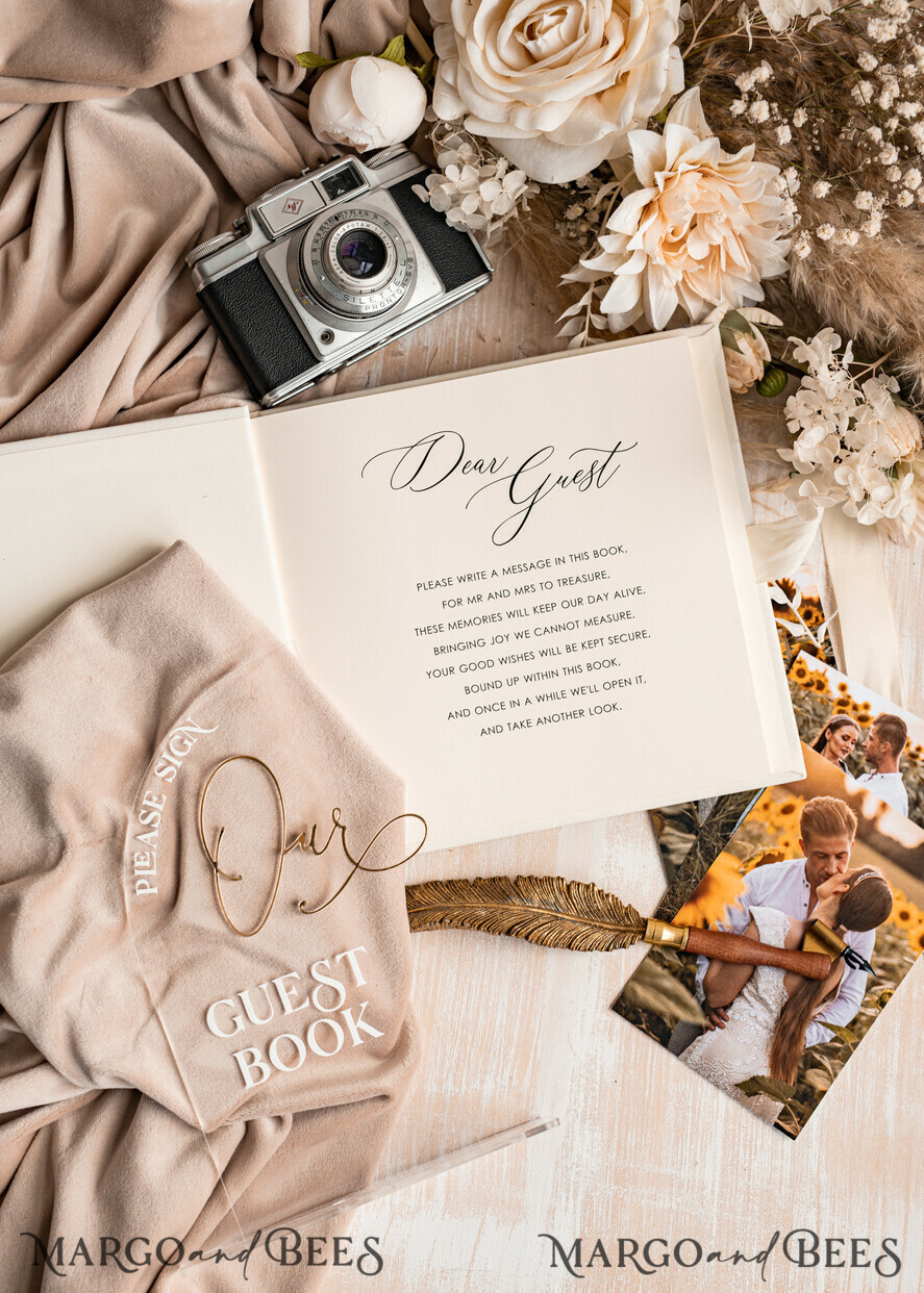HOCHZEITS-GÄSTEBÜCHER Bundle Gustbooks & Vows Set Elfenbein Golden Bundle Personalisierte Hochzeitsgästebuch & Maßgeschneiderte Hochzeitsgelübde Set von zwei - Bundle Gästebuch und Gelübde Bücher