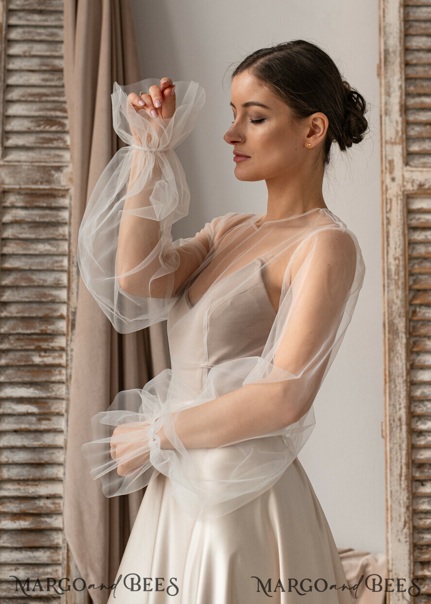 BRIDE bolero, robes, garter LACE WEDDING BOLERO Ivory tulle Wedding bolero puff sleeve, Shrug Women Wedding, Bridal Backless Coverup, Ivory Blouse for Bride, Bridal Tulle Blouse, dress capalet