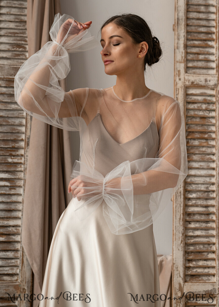 BRIDE bolero, robes, garter LACE WEDDING BOLERO Ivory tulle Wedding bolero puff sleeve, Shrug Women Wedding, Bridal Backless Coverup, Ivory Blouse for Bride, Bridal Tulle Blouse, dress capalet